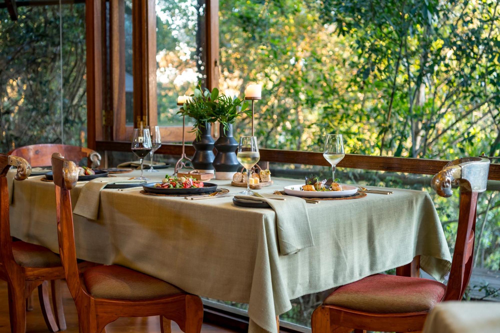 Tsala Treetop Lodge Plettenbergbaai Buitenkant foto