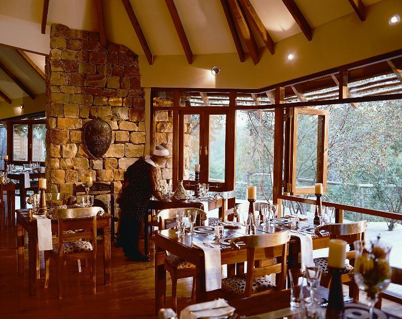 Tsala Treetop Lodge Plettenbergbaai Buitenkant foto